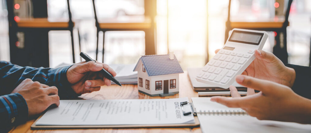 A mortgage lender can prepare home buyers when purchasing a home in Spokane.