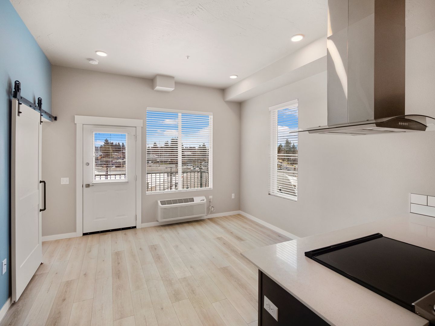 The Retreat at 5-Mile - Spokane Apartments for Lease