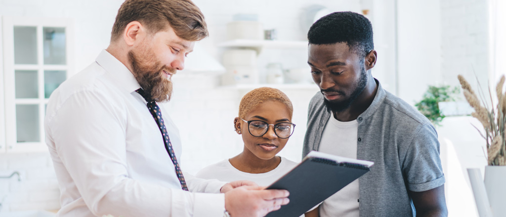 Setting the right home asking price encourages serious offers.