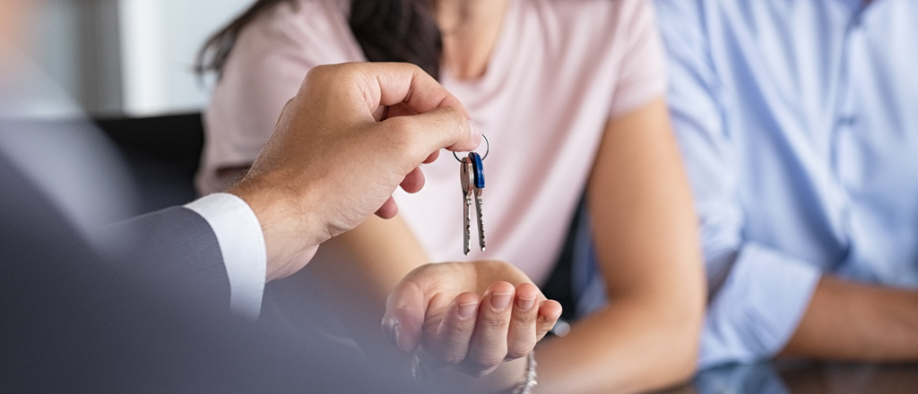 When escrow has closed, sellers have details to confirm.